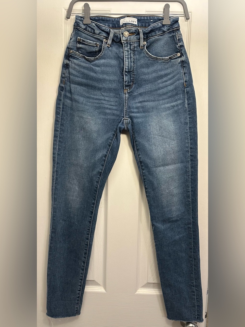 💙🔥👖 LOFT Women’s Skinny Jeans in Medium Denim Blue Size 25/0